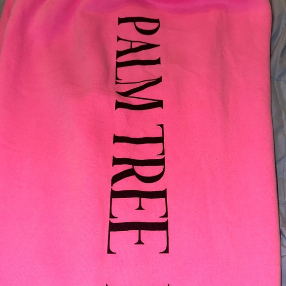 AVIATOR NATION
PALM TREE HAMPTONS 2023 SWEATPANTS - NEON PINK - Picture 6 of 11